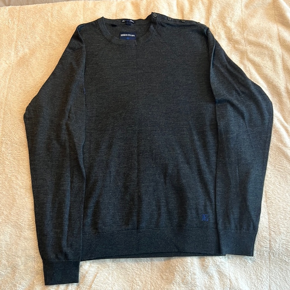 Super Dry x Idris Elba 2xl slim extremely soft sweater never worn Grey color
